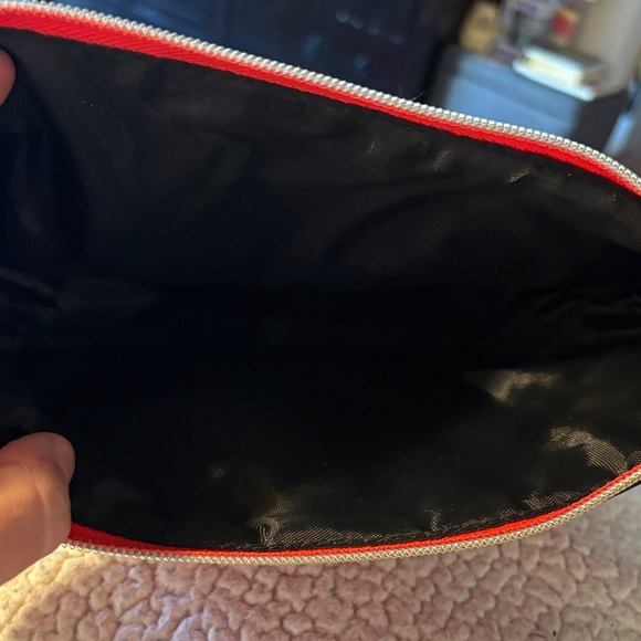 Victoria’s Secret Stylish Pink and Orange Women's Bag NWT - Picture 3 of 4